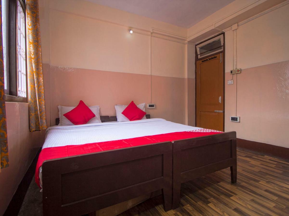 Oyo 19941 Hotel Blue Diamond Νταρτζίλινγκ Εξωτερικό φωτογραφία